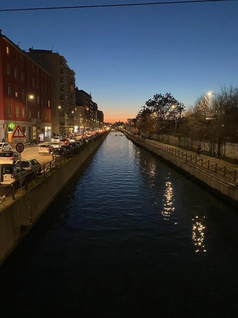 Sweet Staying At Large 3Rooms Apartment In Navigli Milan