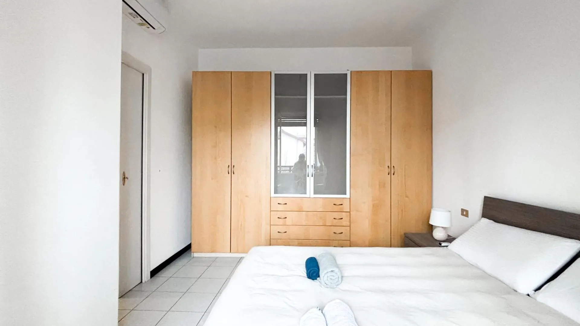 Sweet Staying At Large 3Rooms Apartment In Navigli Milan